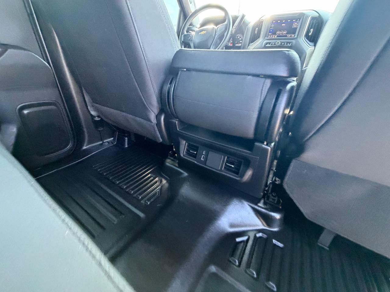 Used 2024 Chevrolet Silverado 2500 W/T w/ WT/CX Safety Package image 38