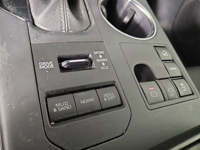 Used 2025 Toyota Highlander XLE AWD/4WD image 27