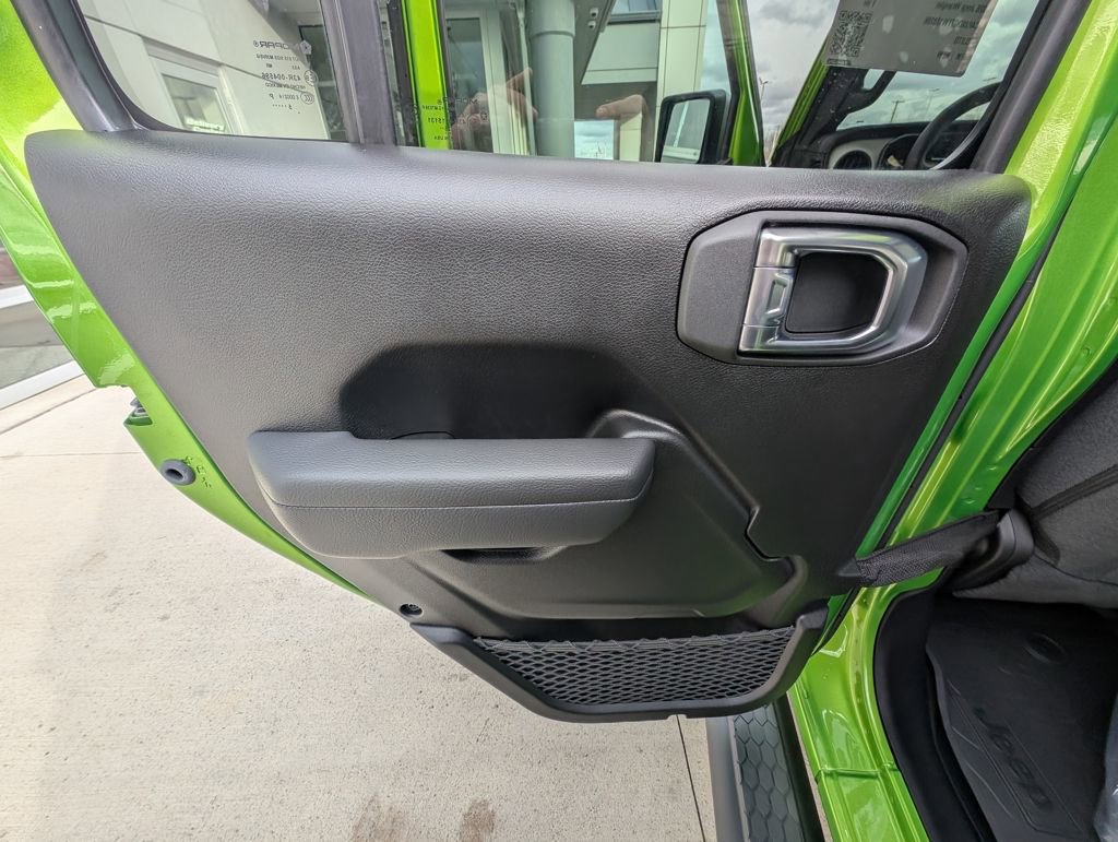 New 2026 Jeep Wrangler Sport S image 38