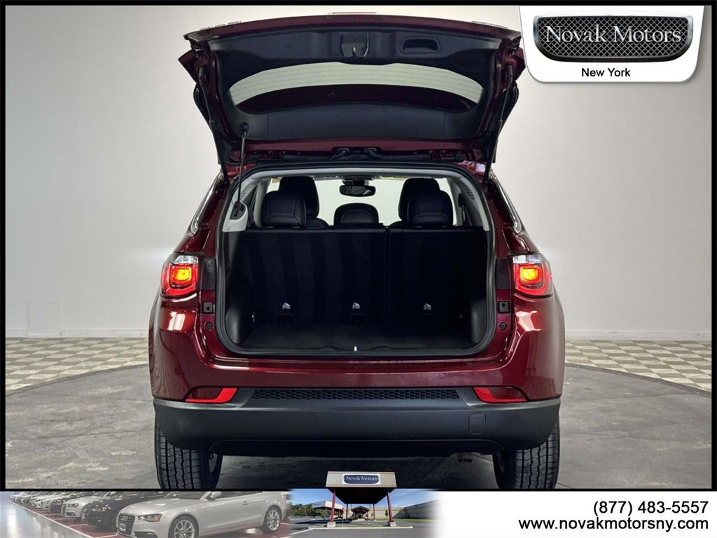 Used 2022 Jeep Compass Latitude w/ Convenience Group image 9