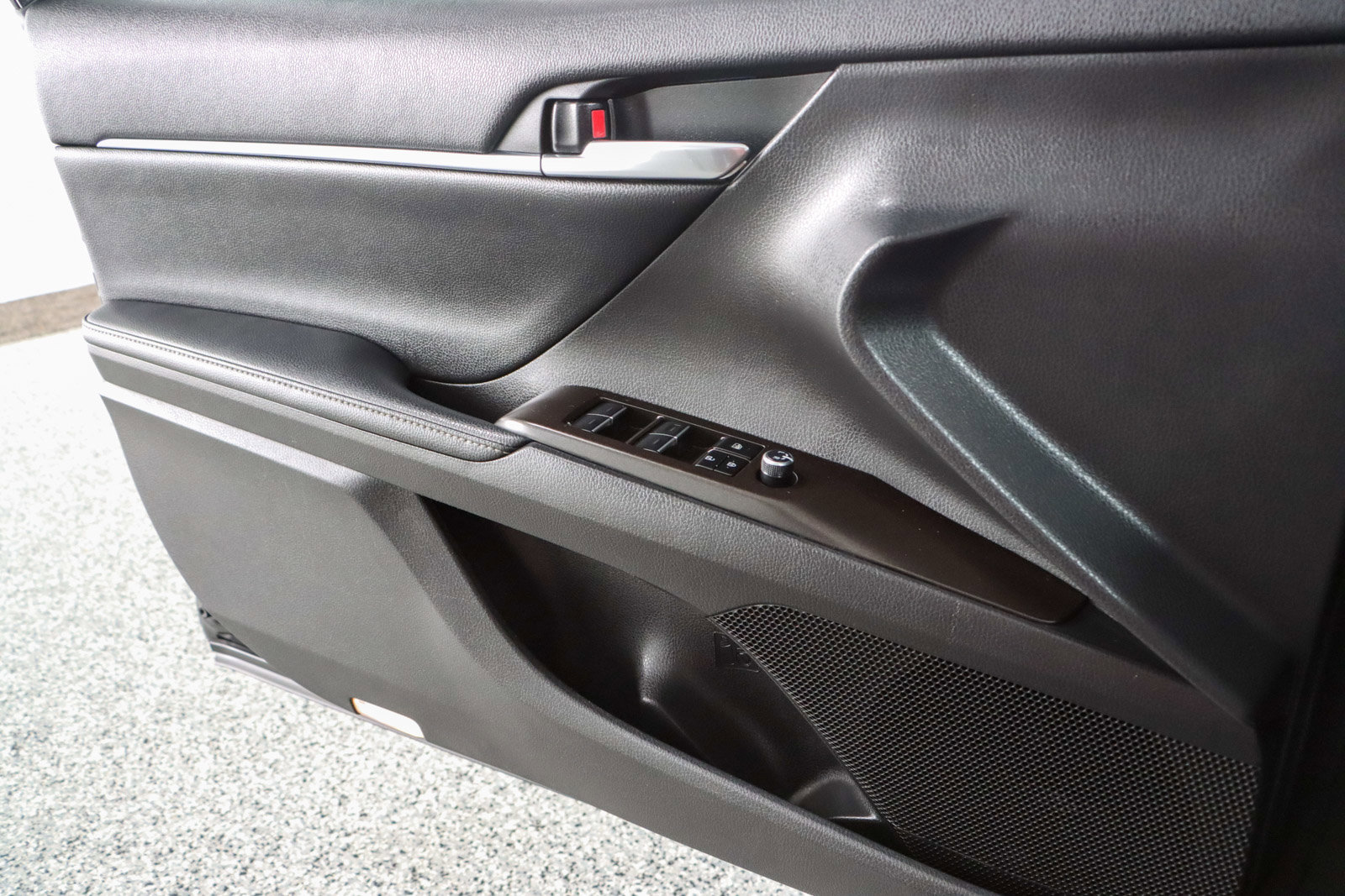 Used 2024 Toyota Camry XSE image 21