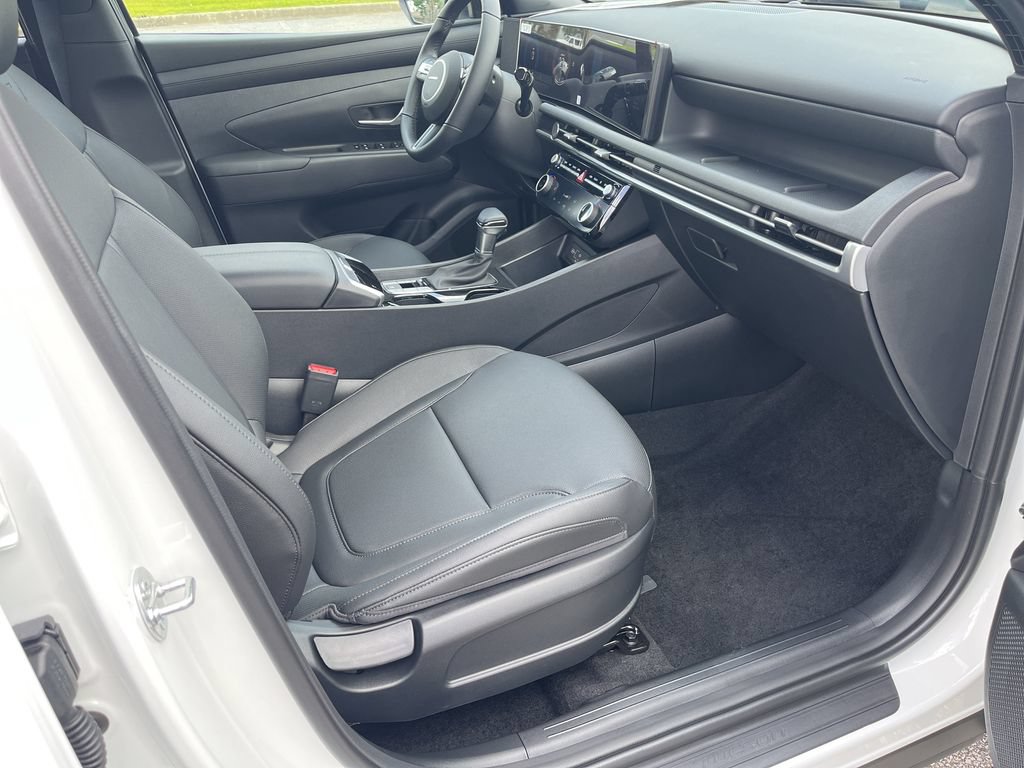 New 2026 Hyundai Tucson XRT FWD image 32
