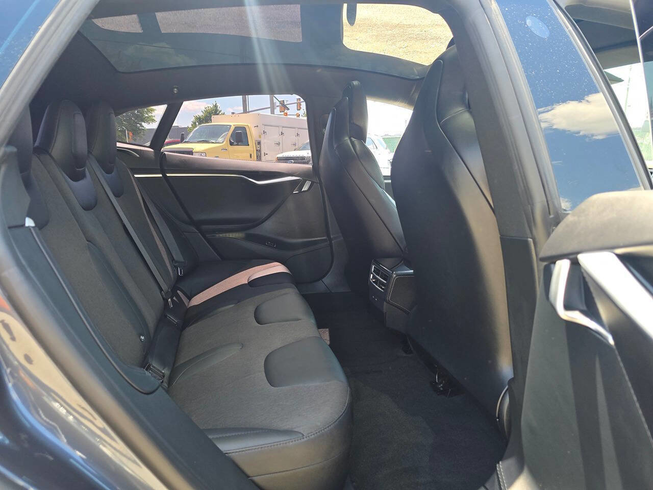 Used 2017 Tesla Model S 100D AWD/4WD image 15