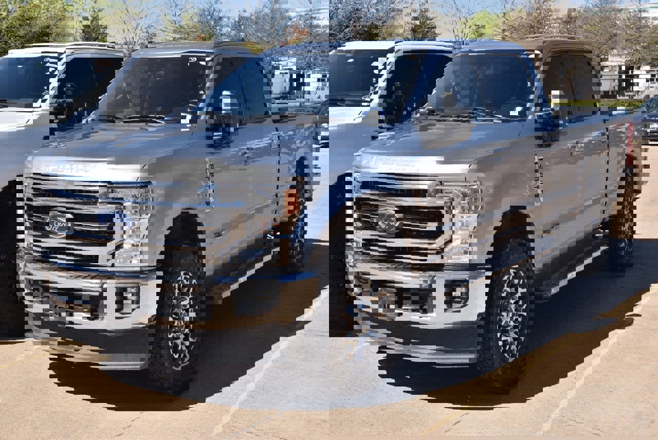 Used 2021 Ford F250 Lariat w/ Lariat Value Package image 2