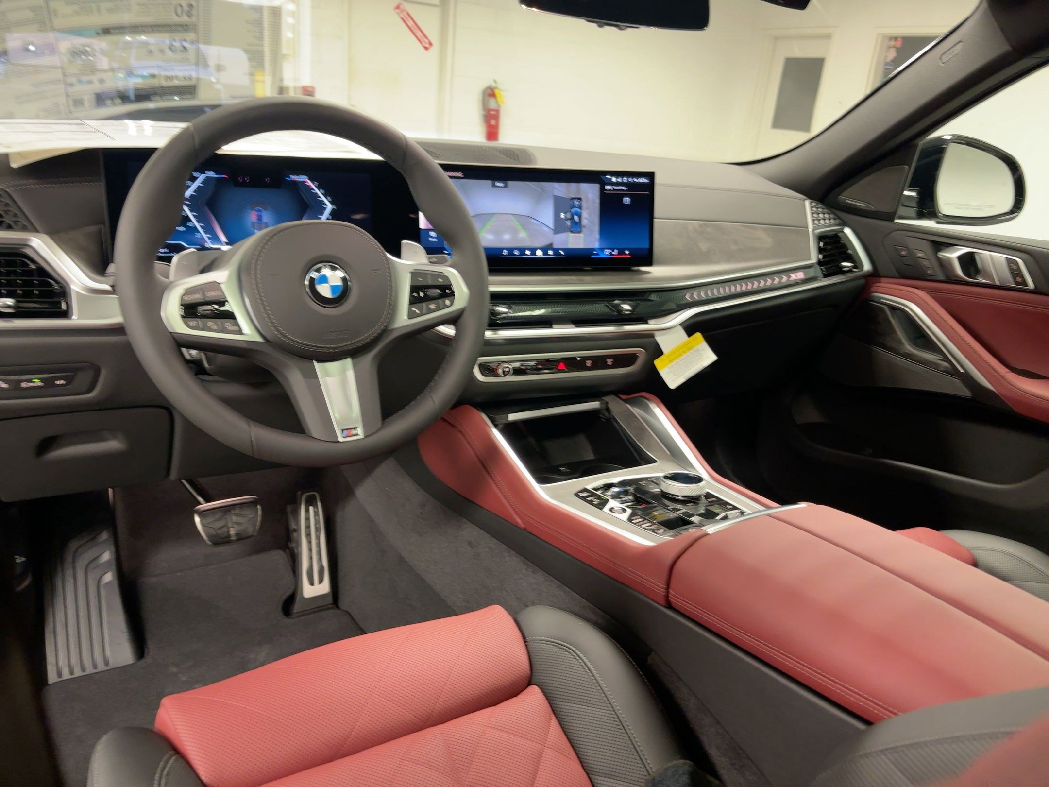 New 2026 BMW X6 xDrive40i w/ Executive Package image 28