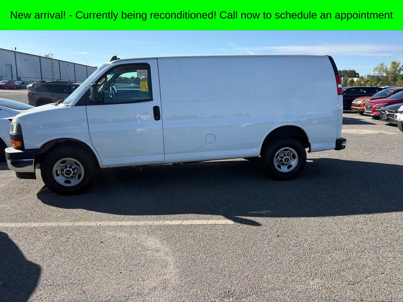 Used 2022 GMC Savana 2500 w/ Driver Convenience Package RWD image 8