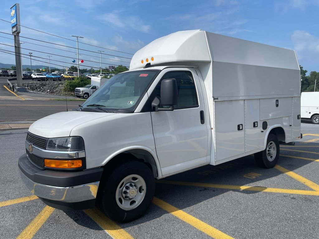 New 2024 Chevrolet Express 3500 w/ Power Convenience Package RWD image 3