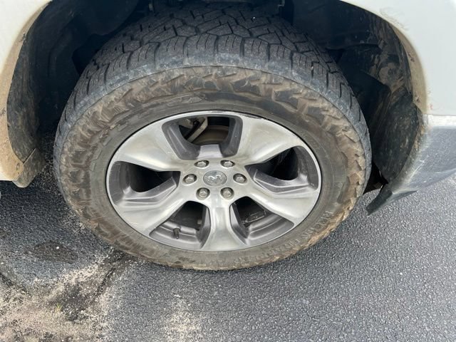 Used 2021 RAM 1500 Laramie AWD/4WD image 12