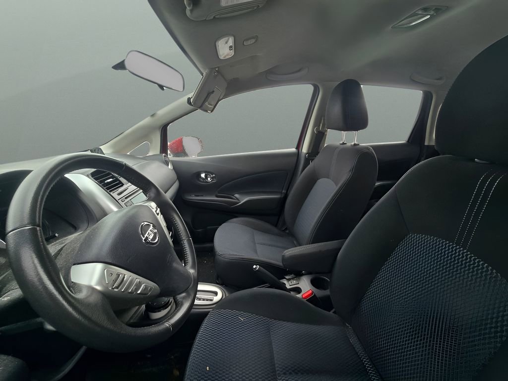 Used 2015 Nissan Versa Note SV FWD image 11
