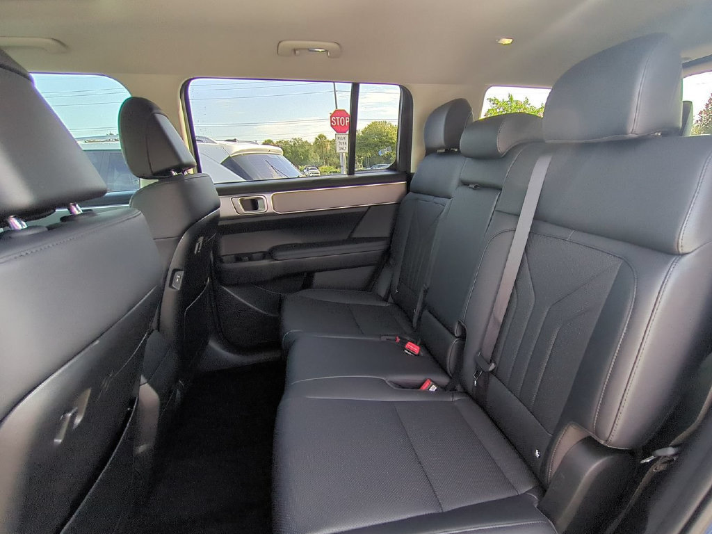 New 2027 Hyundai Santa Fe XRT AWD/4WD image 17
