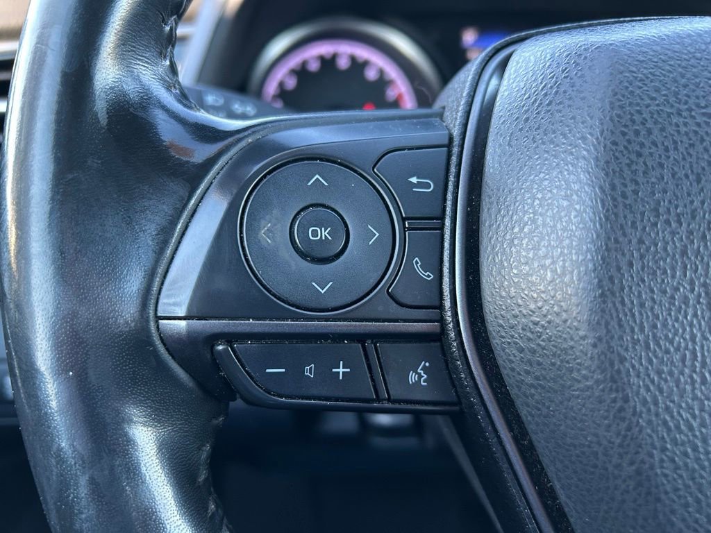 Used 2024 Toyota Camry SE image 20