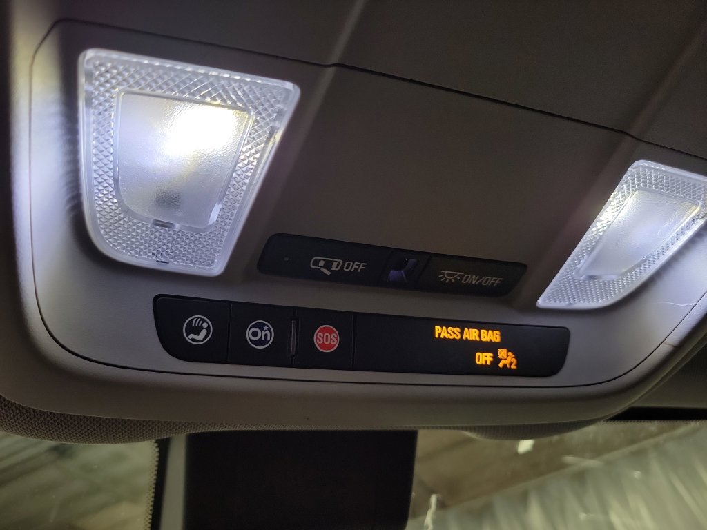 Used 2020 Chevrolet Equinox LT AWD/4WD image 22