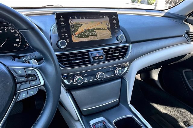 Used 2019 Honda Accord Touring image 12
