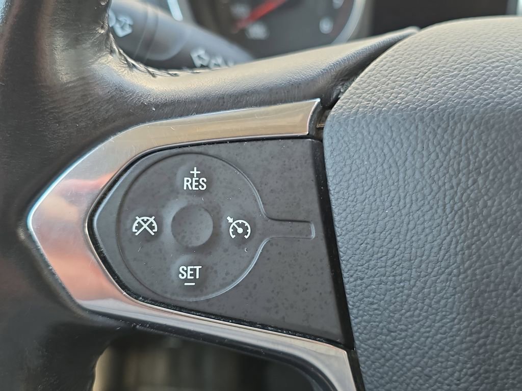 Used 2018 Chevrolet Traverse LT w/ LPO, Floor Liner Package AWD/4WD image 19