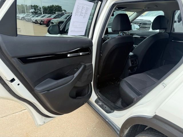Used 2022 Kia Seltos S FWD image 17