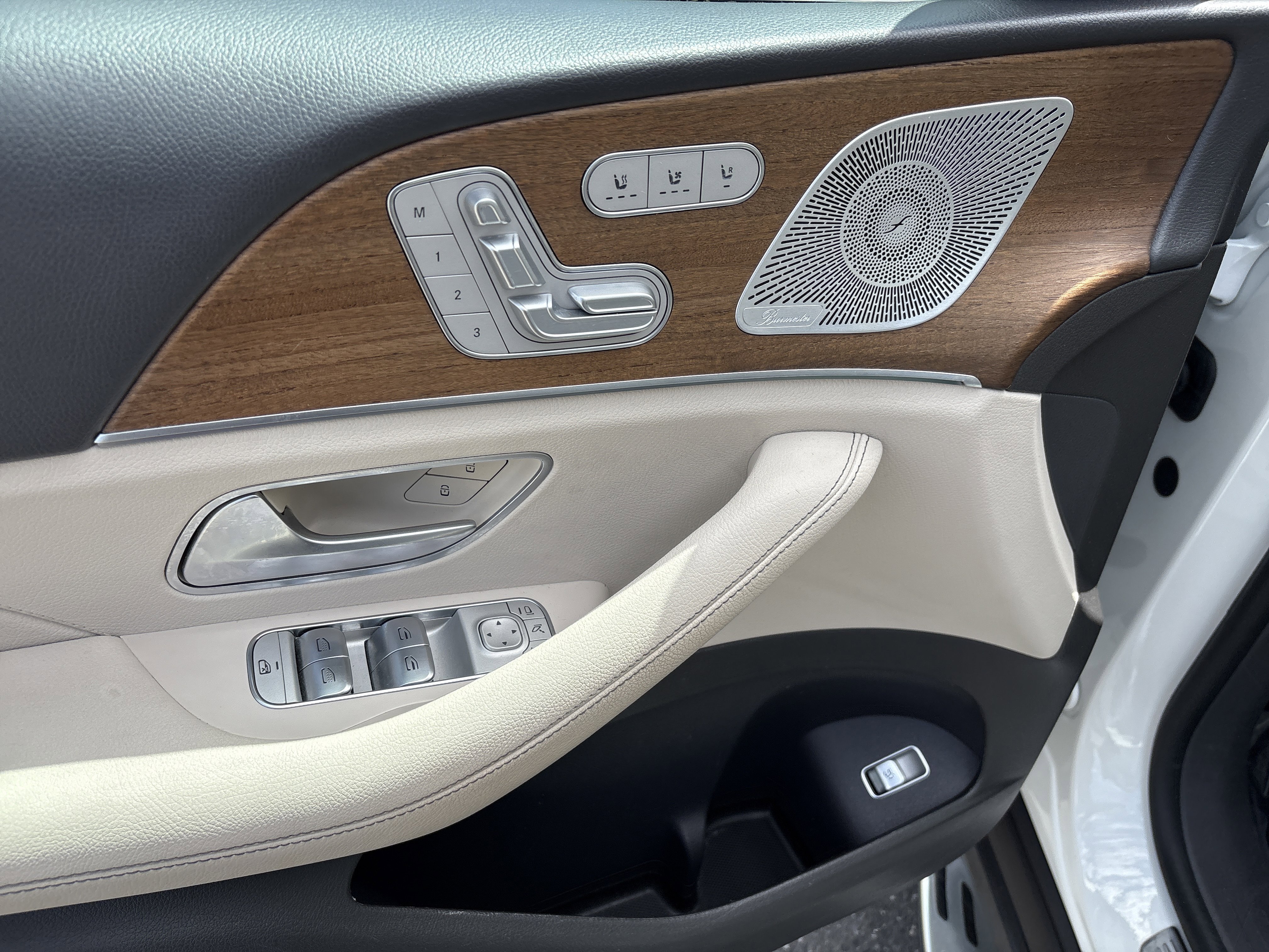 Used 2020 Mercedes-Benz GLS 450 4MATIC image 15