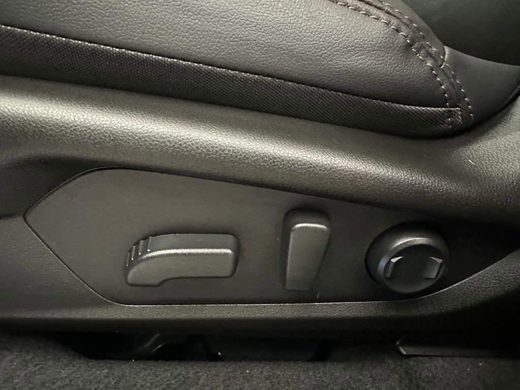 Used 2025 Subaru Forester Touring image 25