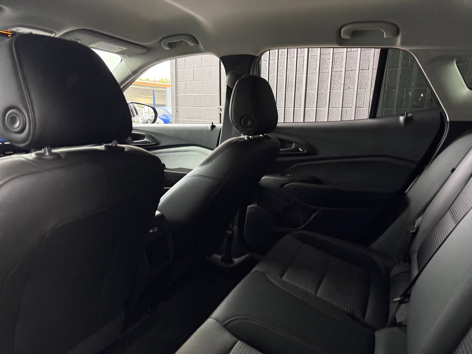 Used 2025 Chevrolet Trax LT image 14