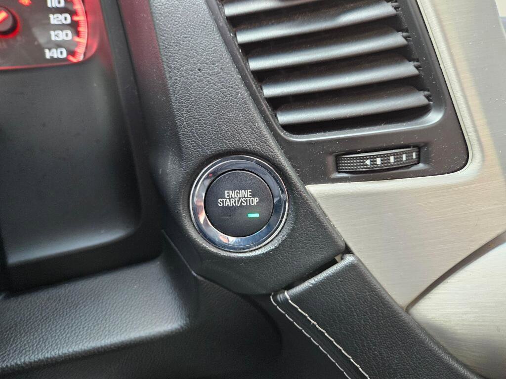 Used 2015 GMC Yukon Denali image 26