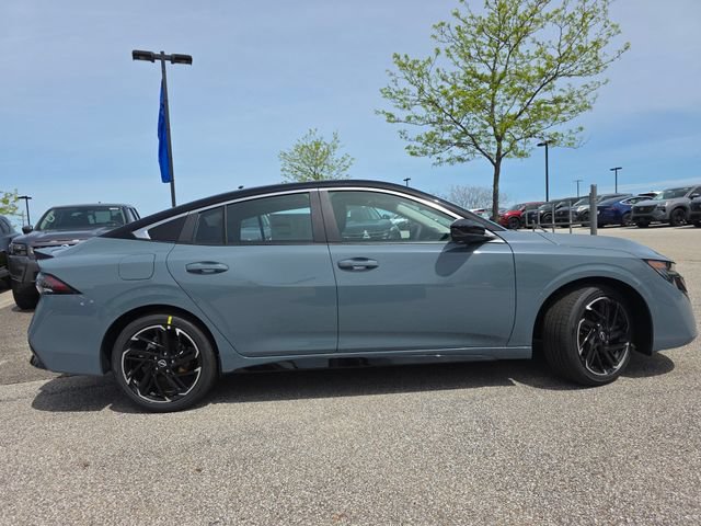 New 2026 Nissan Sentra SR w/ SR Premium Package FWD image 19
