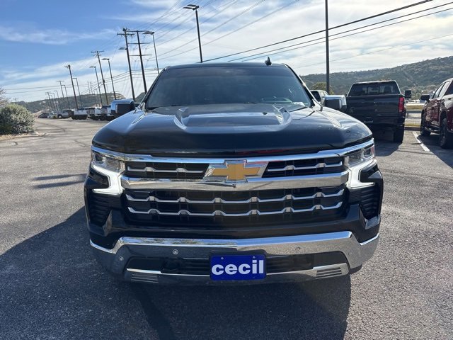 Used 2022 Chevrolet Silverado 1500 LTZ w/ LTZ Premium Package image 2
