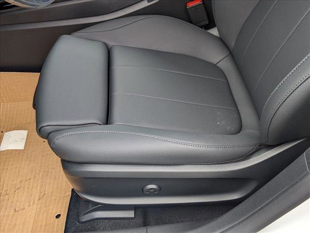 Certified 2026 Mercedes-Benz CLA 250 4MATIC image 4