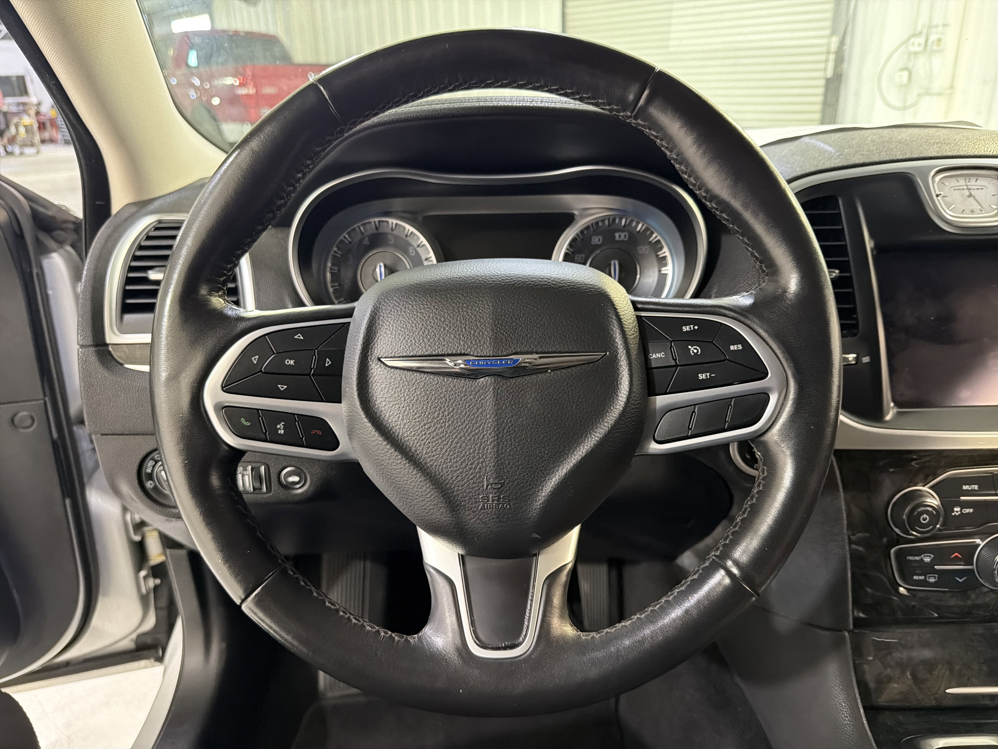 Used 2021 Chrysler 300 Touring L image 15