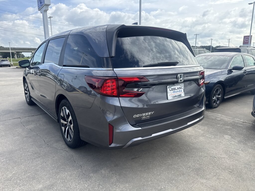 New 2027 Honda Odyssey EX-L image 6