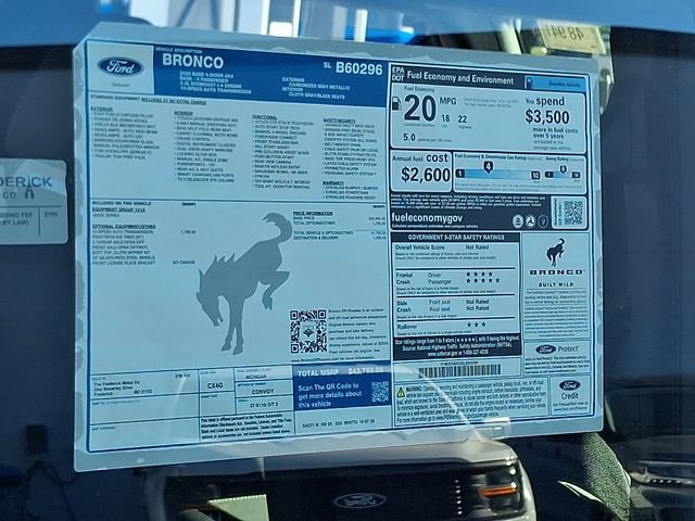 New 2025 Ford Bronco 4-Door image 18