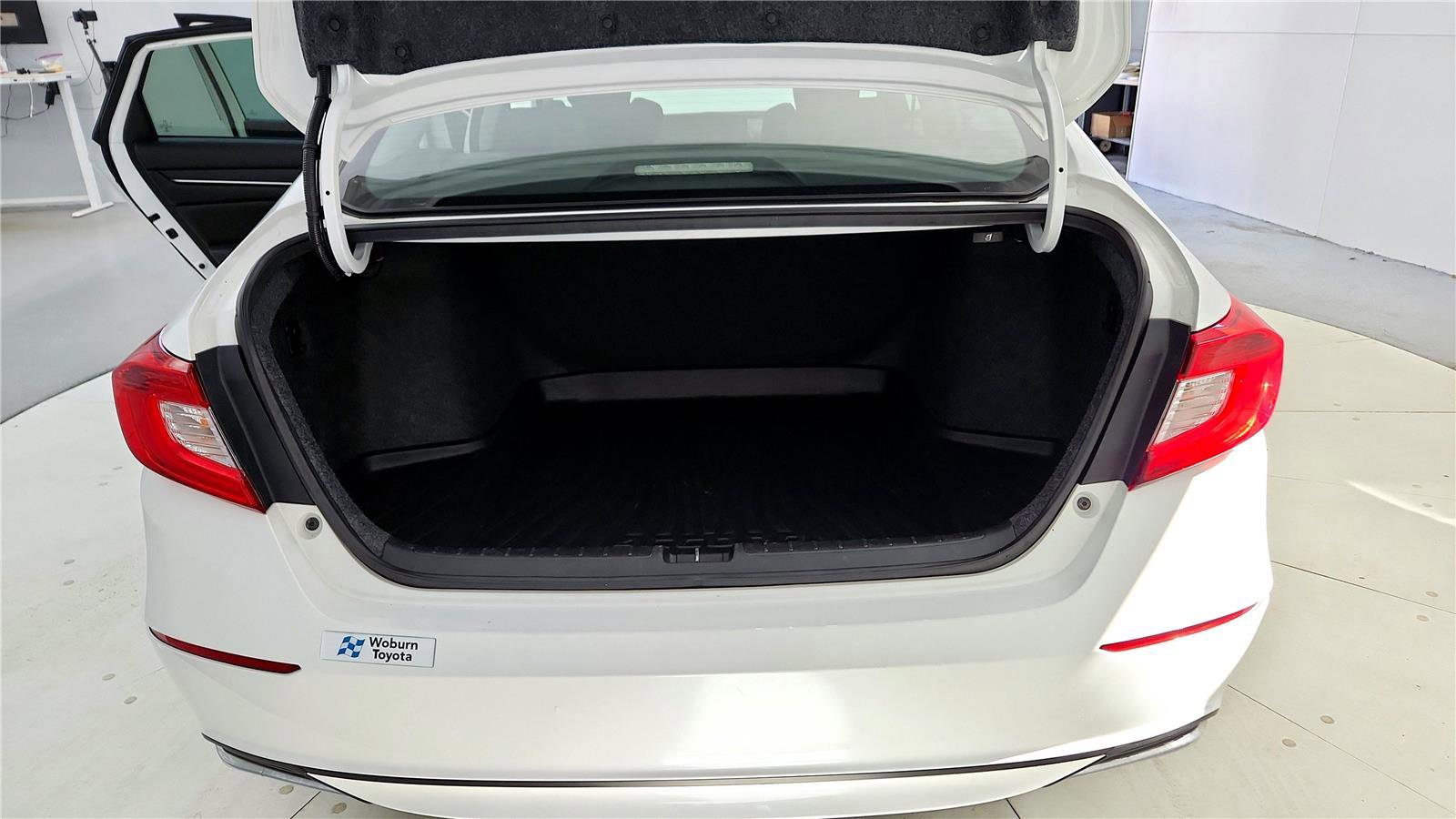 Used 2020 Honda Accord LX image 15