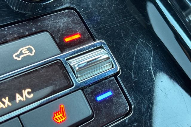 Used 2020 Lincoln Navigator L Reserve w/ Equipment Group 208A Reserve image 31