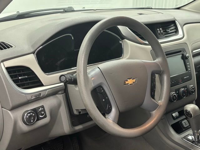Used 2017 Chevrolet Traverse LS FWD image 15