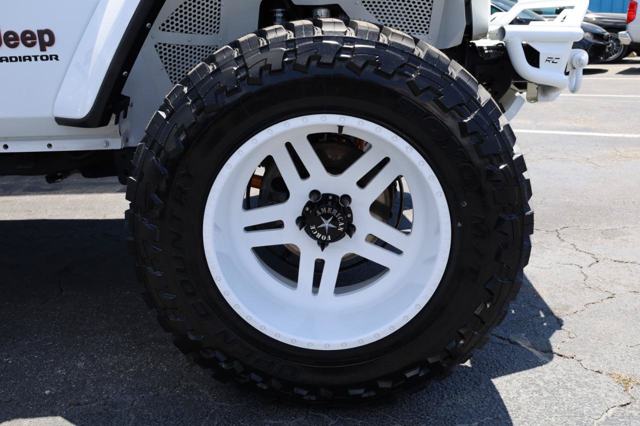 Used 2022 Jeep Gladiator Mojave w/ LED Lighting Group AWD/4WD image 6