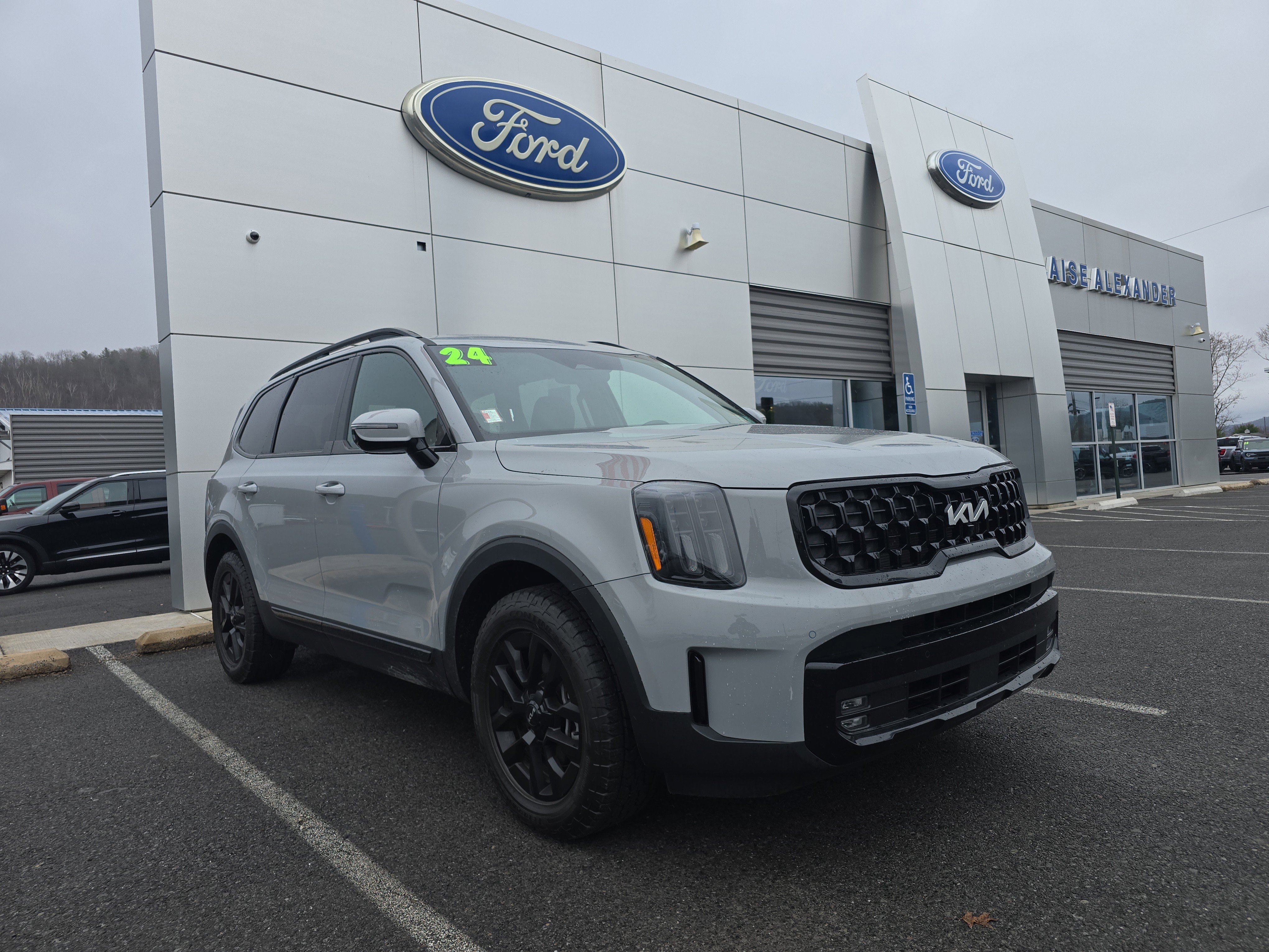Used 2024 Kia Telluride SX X-Pro image 1