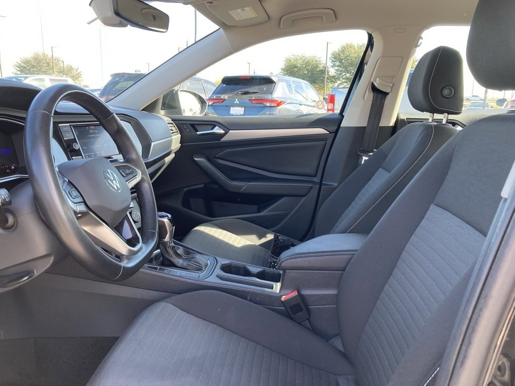 Used 2024 Volkswagen Jetta S image 10