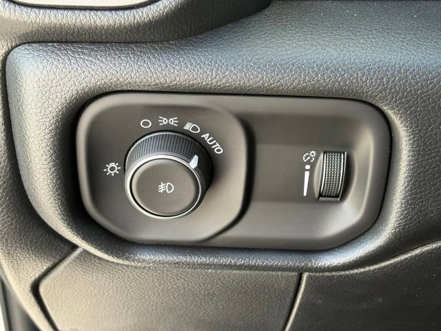 New 2026 RAM 5500 Tradesman w/ Chrome Appearance Group AWD/4WD image 26