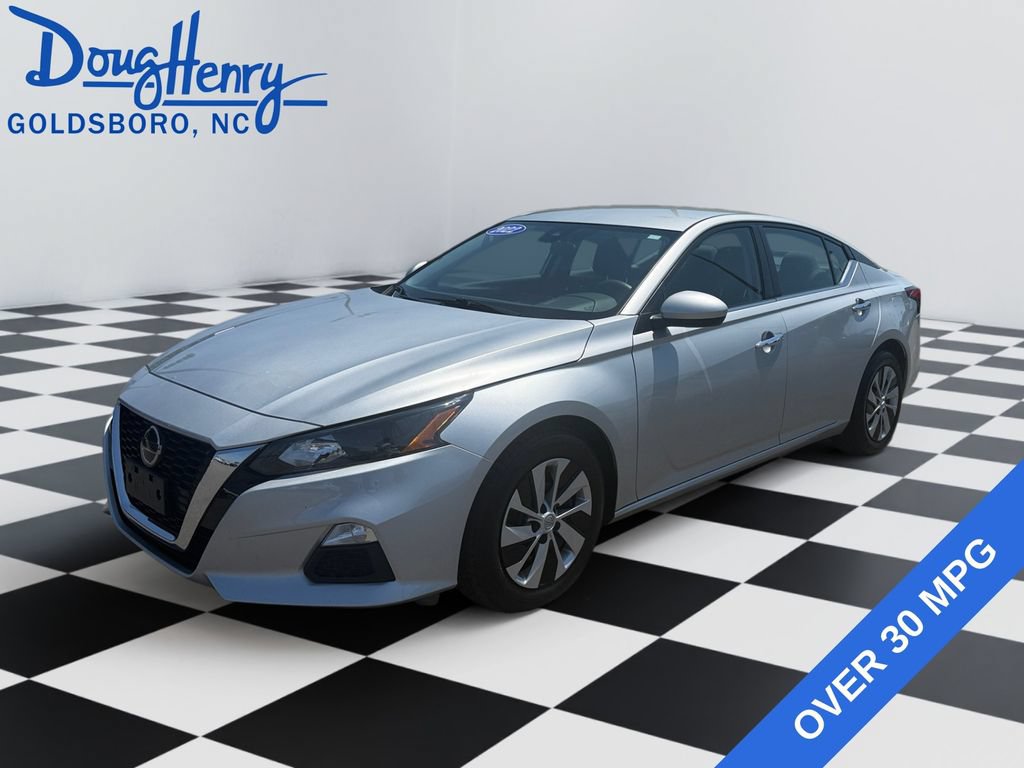 Used 2022 Nissan Altima 2.5 S FWD image 1