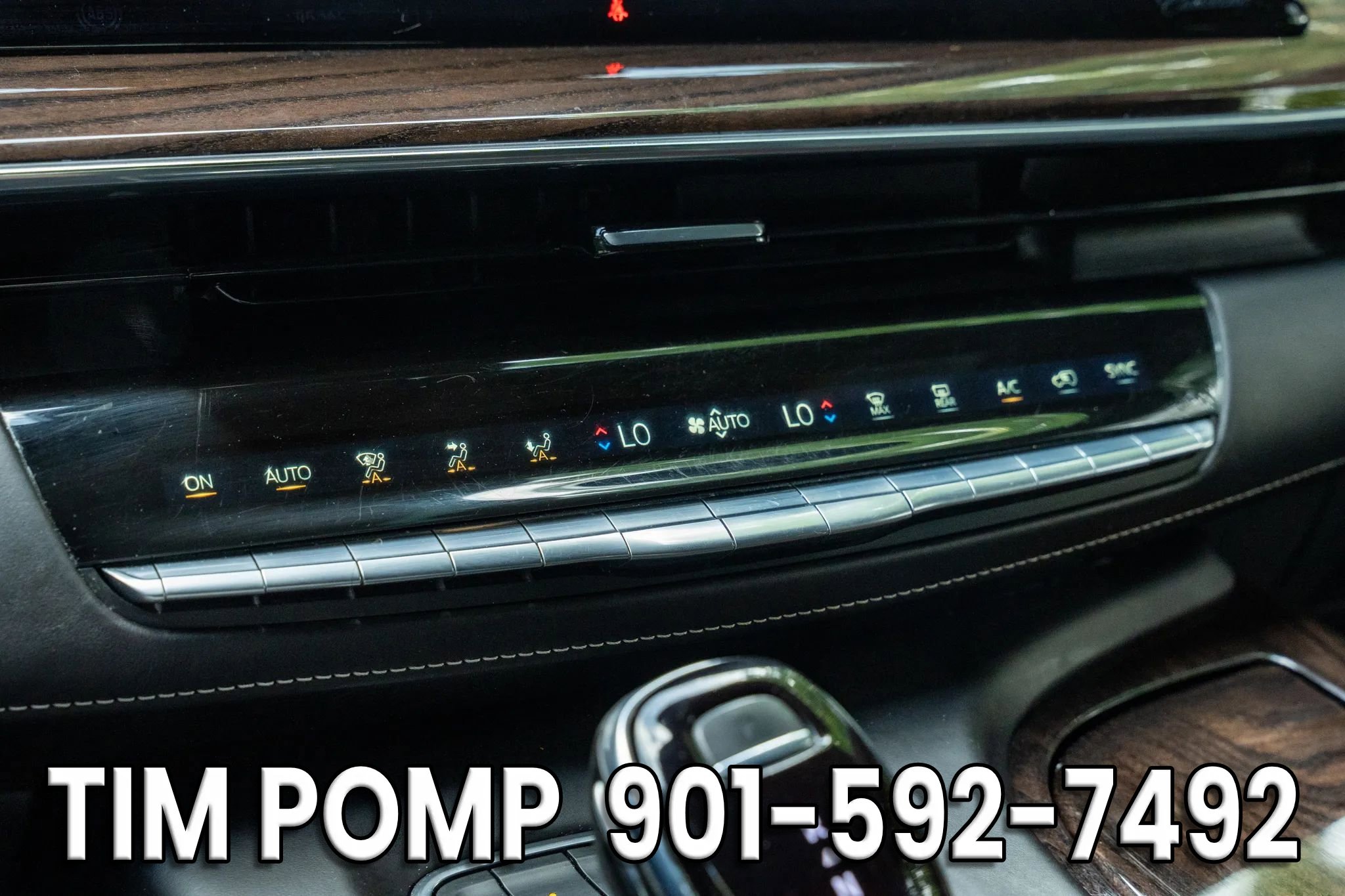 Used 2023 Cadillac Escalade ESV Sport Platinum w/ Heavy-Duty Trailer Package AWD/4WD image 24