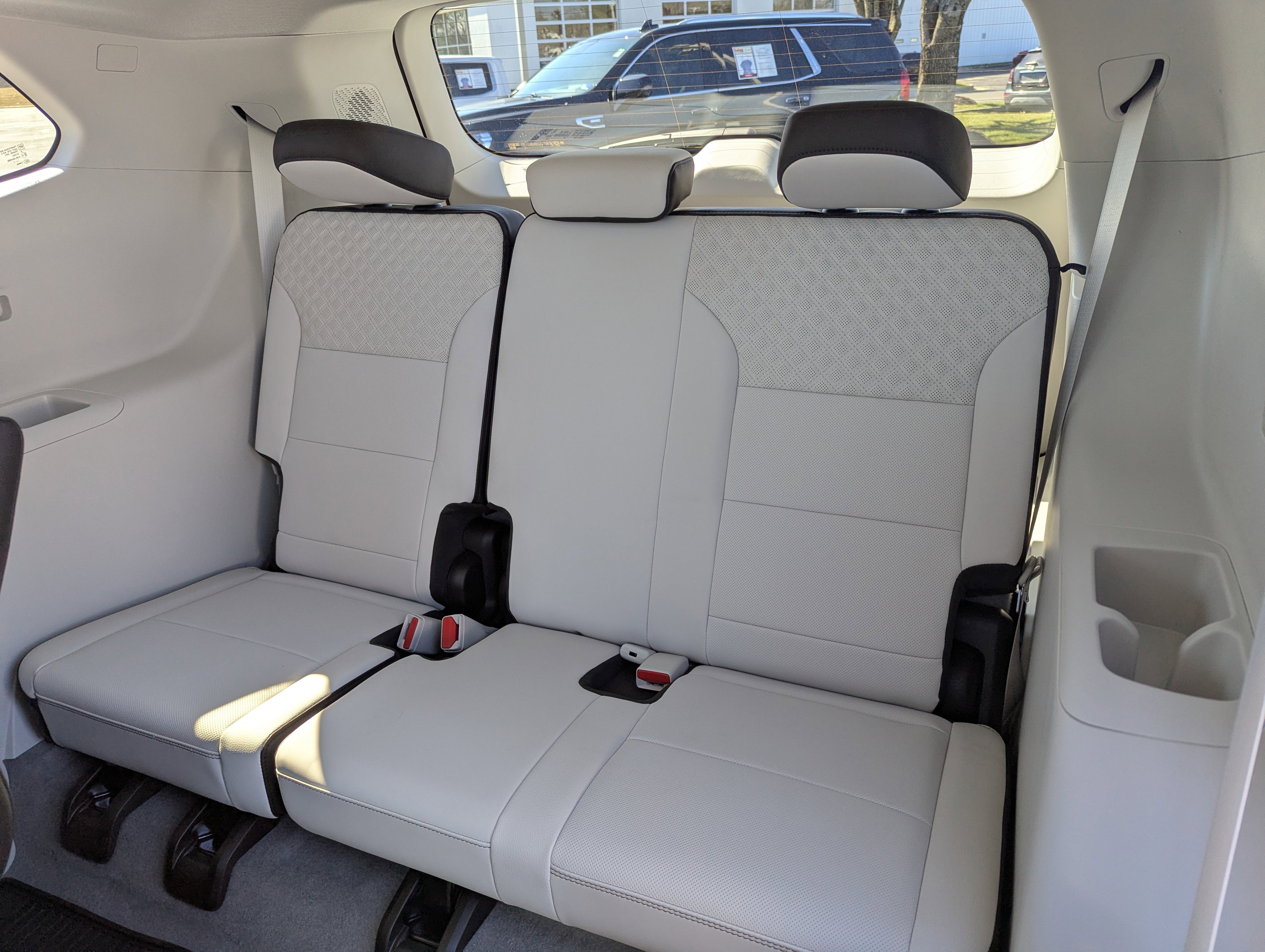 Used 2025 GMC Acadia Denali w/ LPO, Floor Liner Package image 16