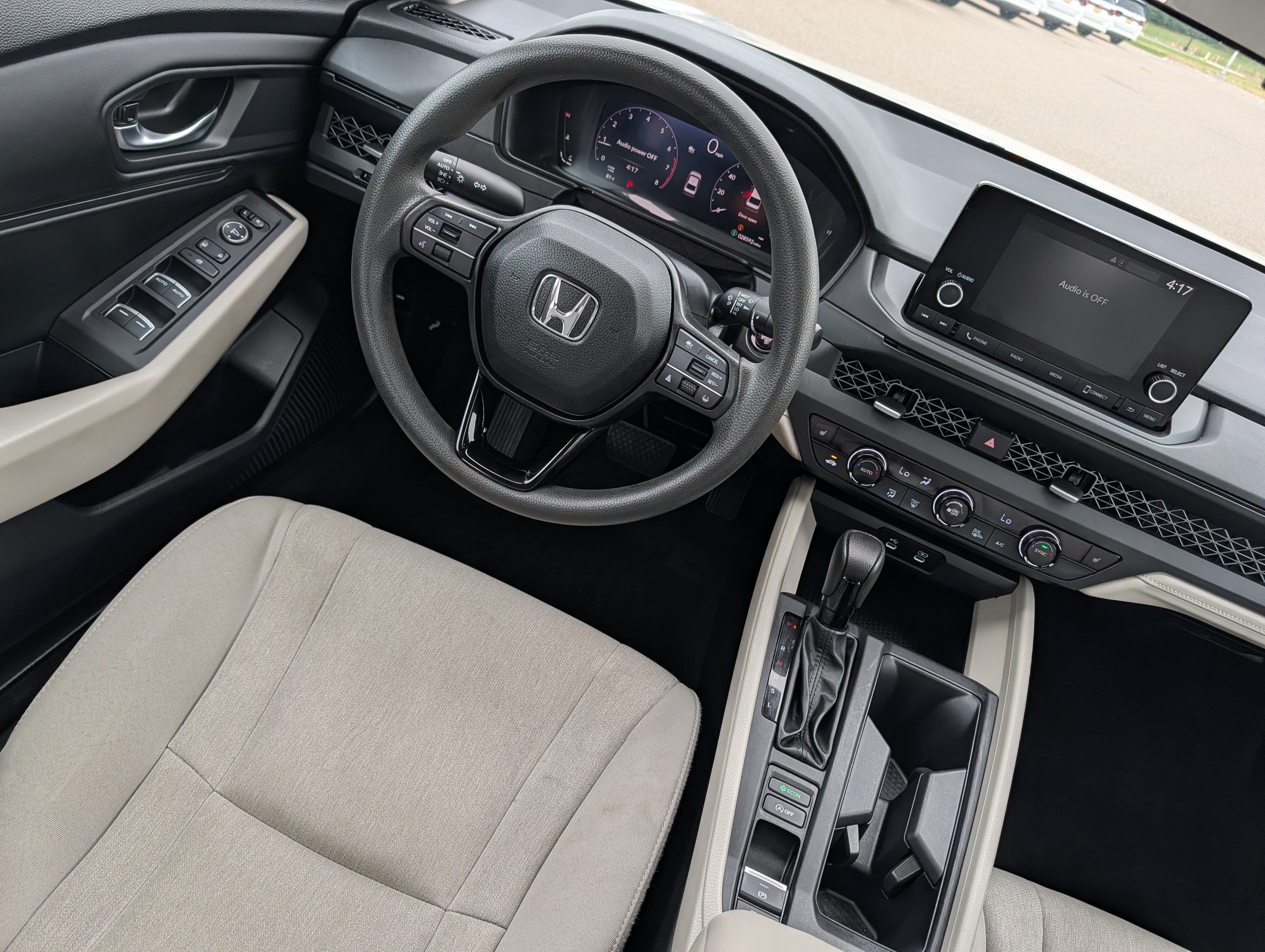 Used 2024 Honda Accord EX image 9