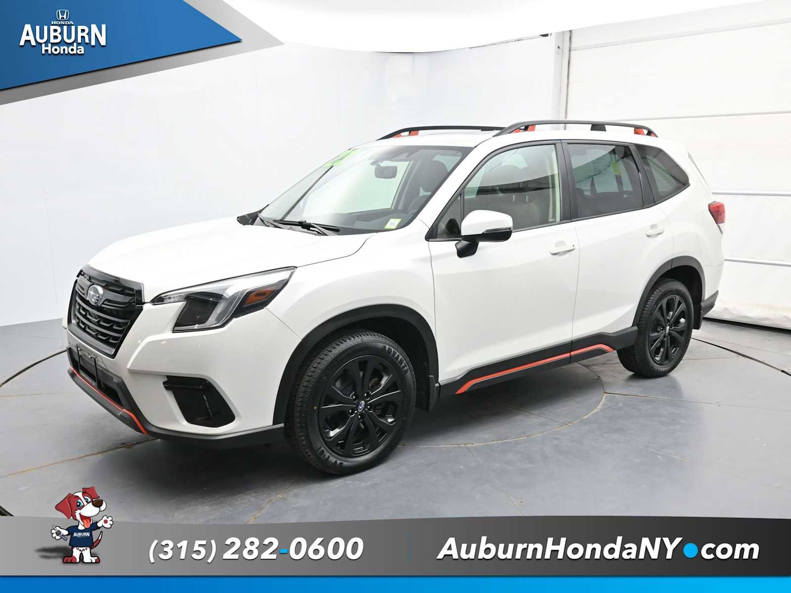 Used 2023 Subaru Forester Sport image 2