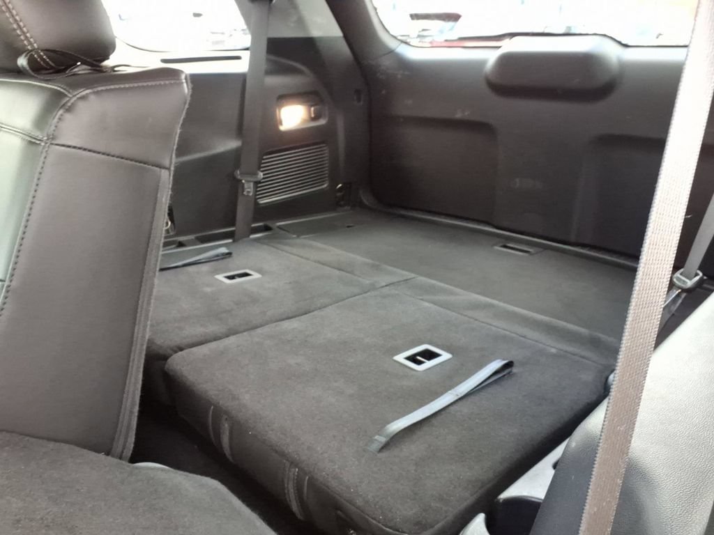 Certified 2023 Ford Explorer XLT w/ Equipment Group 202A AWD/4WD image 10