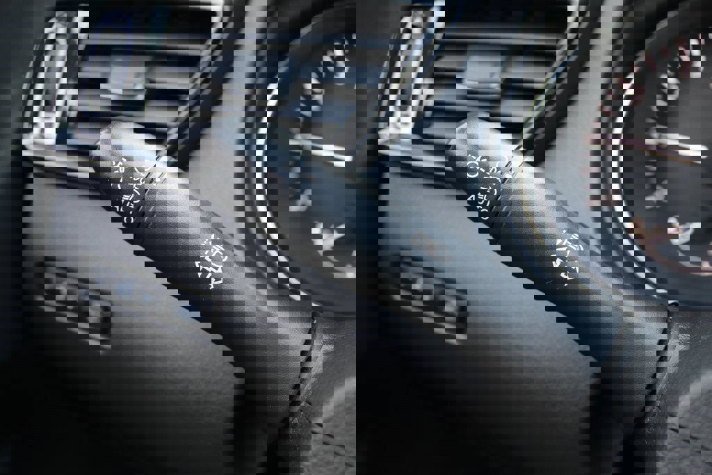 Used 2021 Nissan Rogue Sport S image 21