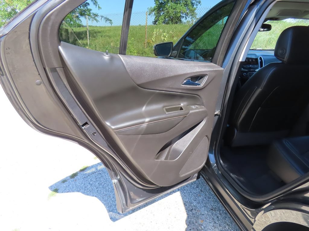 Used 2019 Chevrolet Equinox Premier FWD image 32