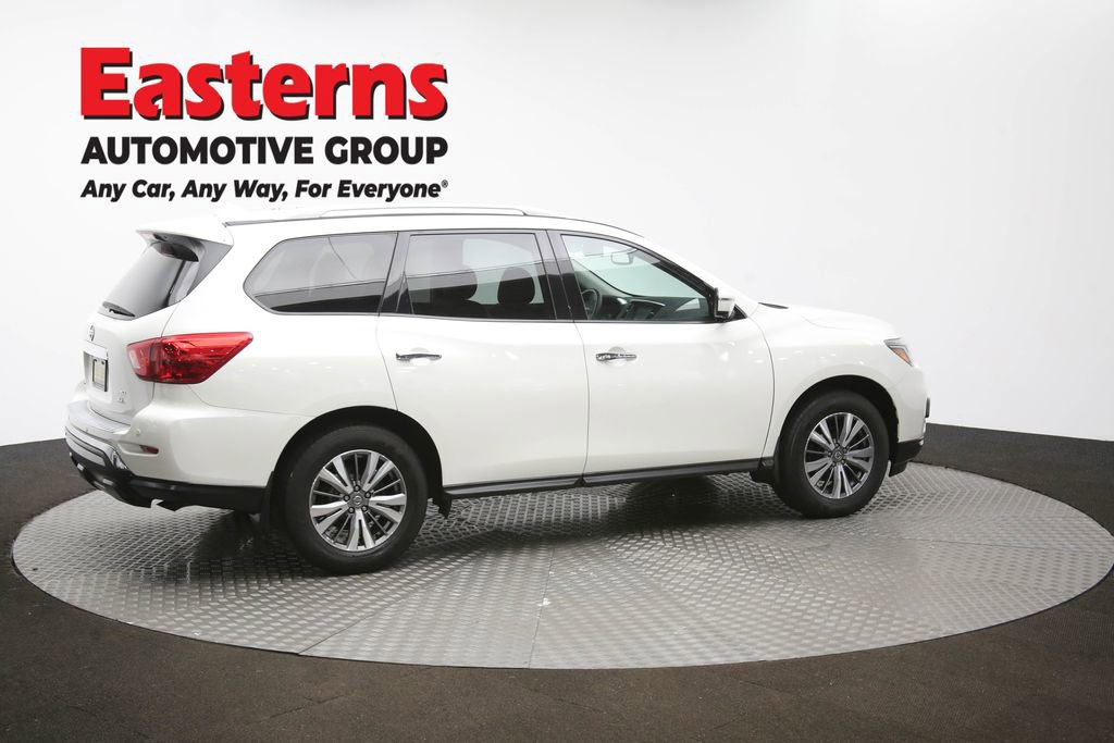 Used 2020 Nissan Pathfinder SL image 49