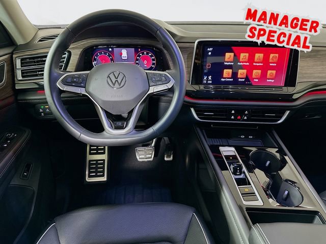Used 2025 Volkswagen Atlas SEL Premium R-Line image 24