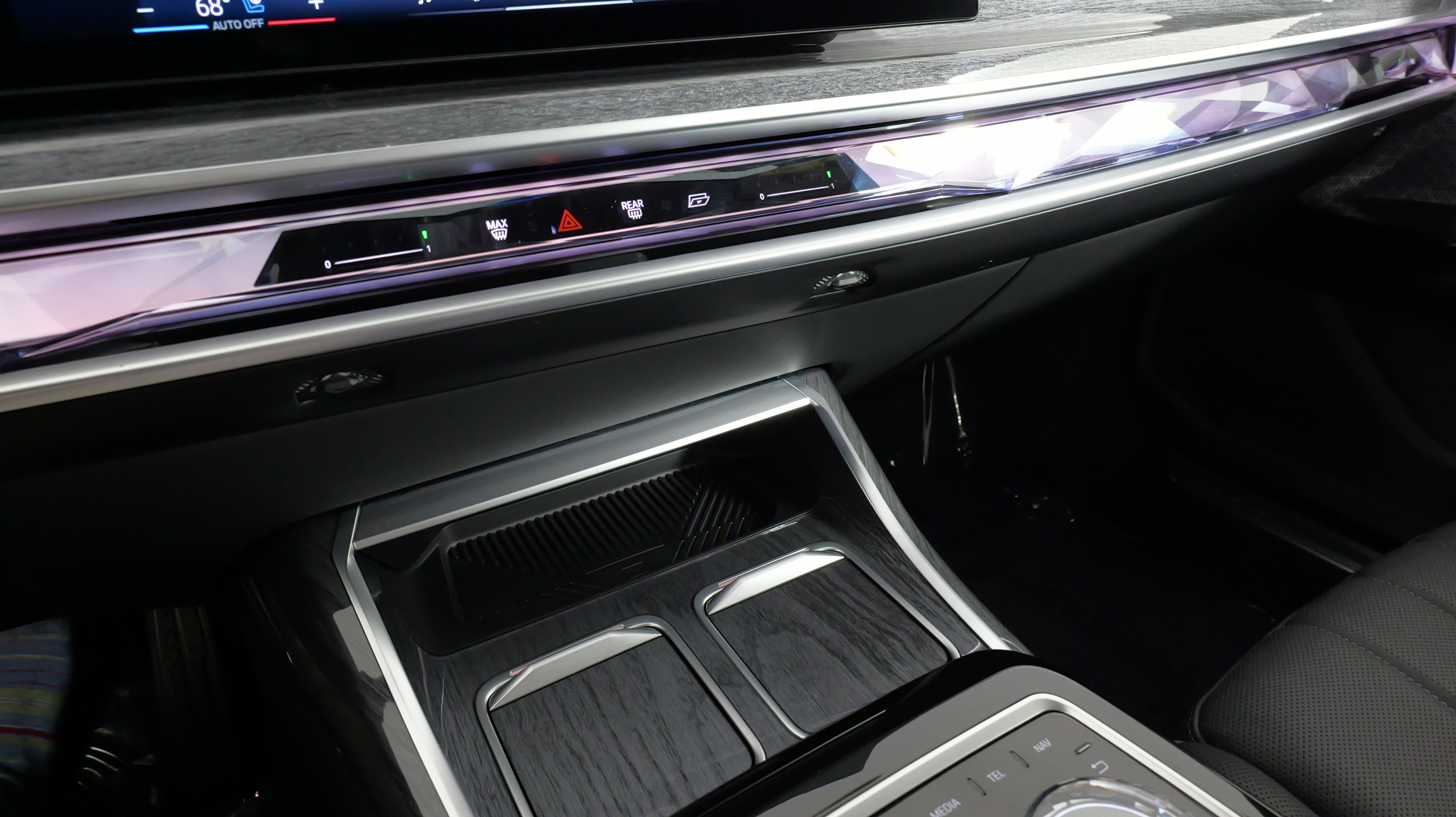Used 2025 BMW 760i xDrive AWD/4WD image 67