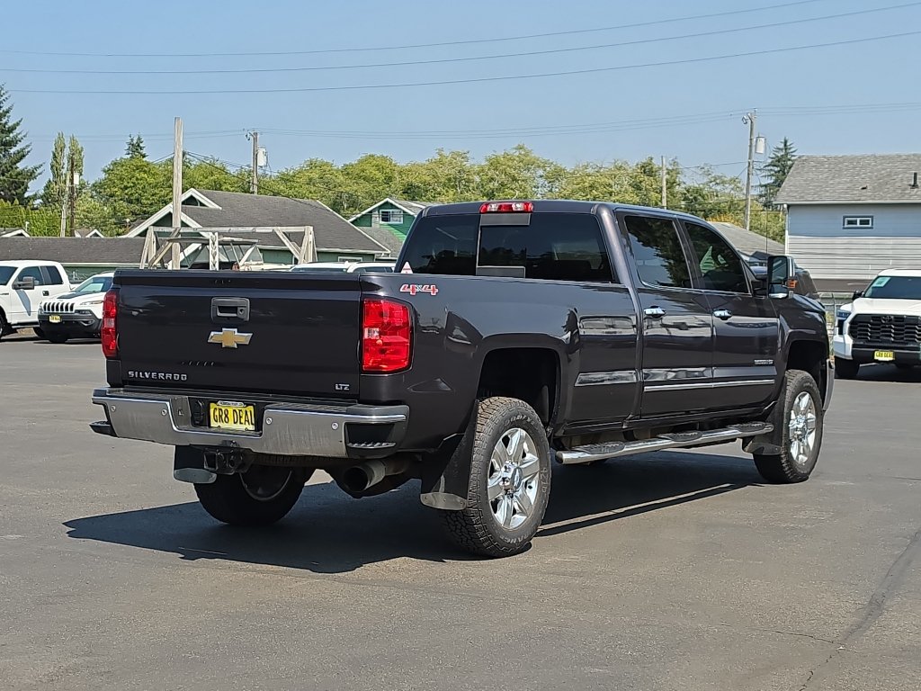 Used 2015 Chevrolet Silverado 3500 LTZ w/ Duramax Plus Package AWD/4WD image 5