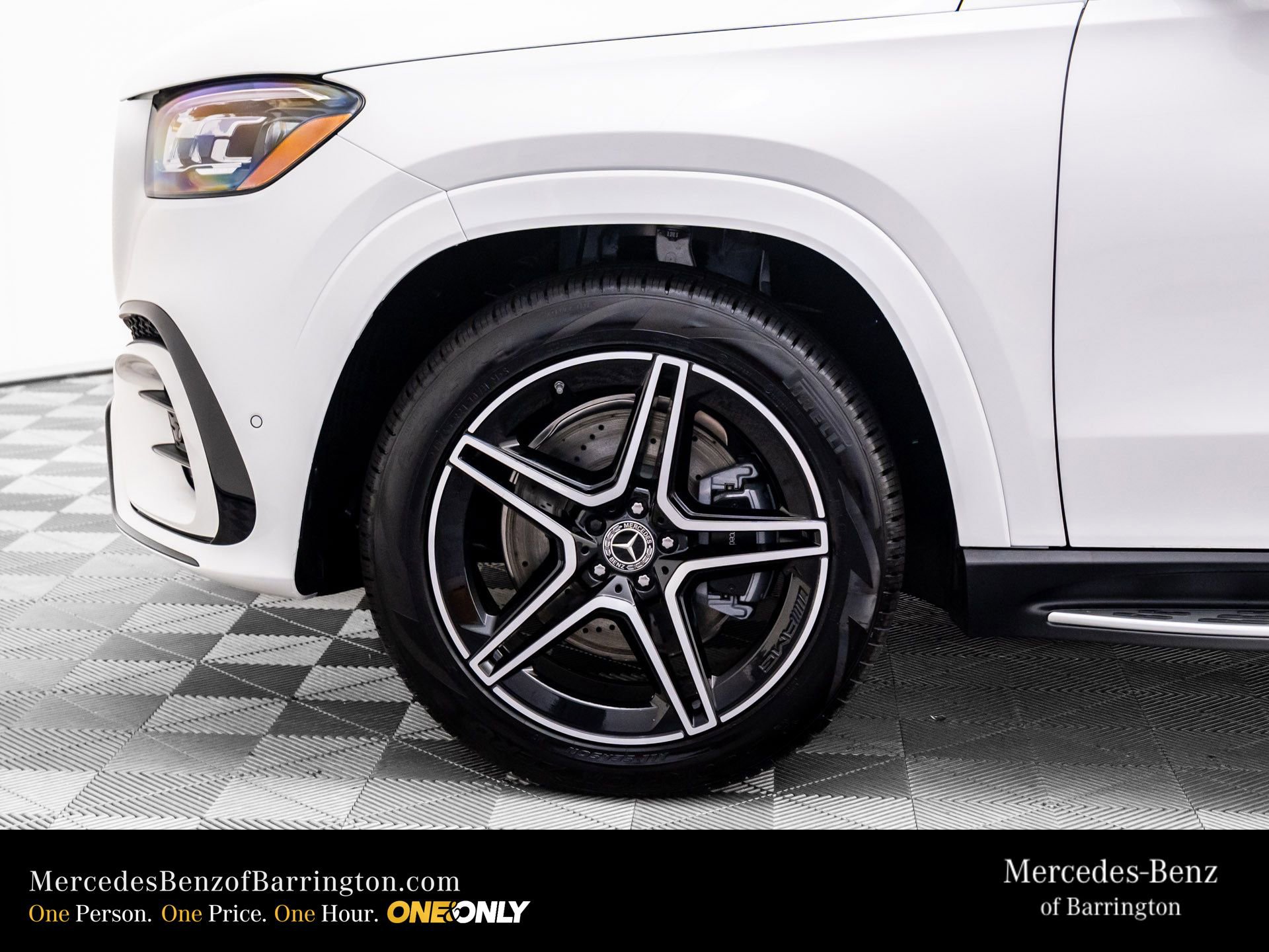 New 2026 Mercedes-Benz GLS 450 4MATIC image 36