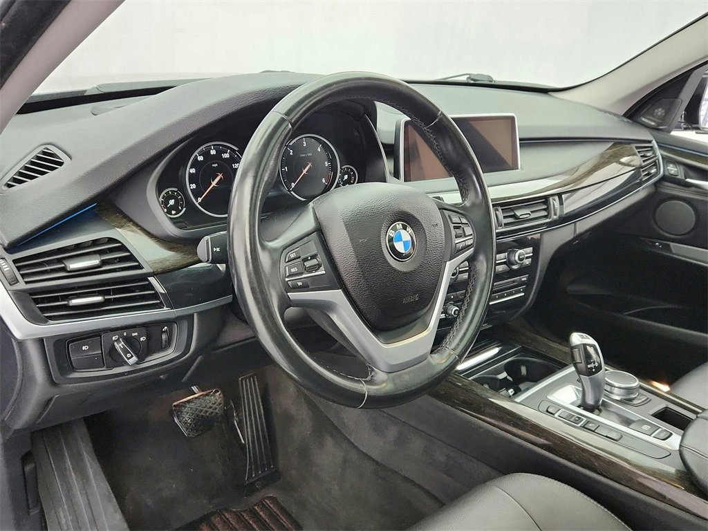 Used 2017 BMW X5 xDrive35d image 16